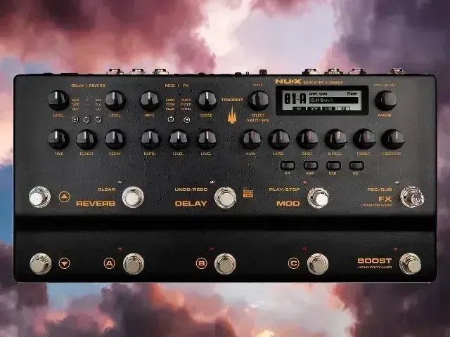 NU-X Trident Integrated Amp Modeller Multi-Effects